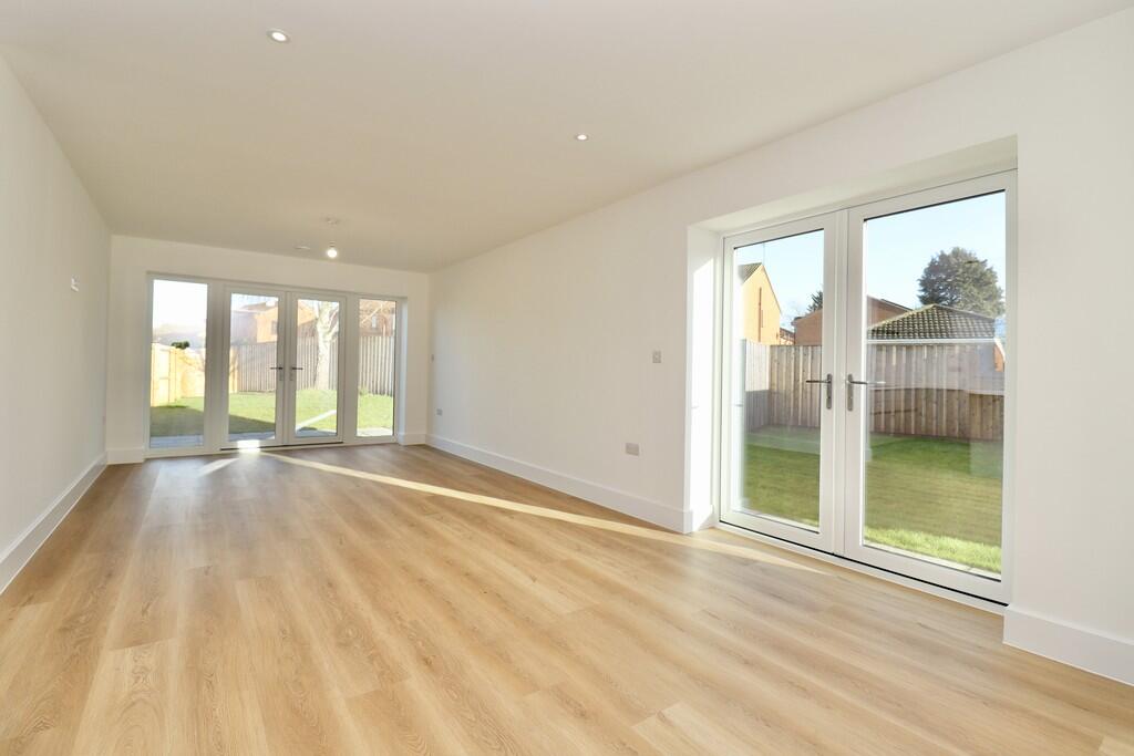 8 Shooters Close, Caistor, Market Rasen photo 4