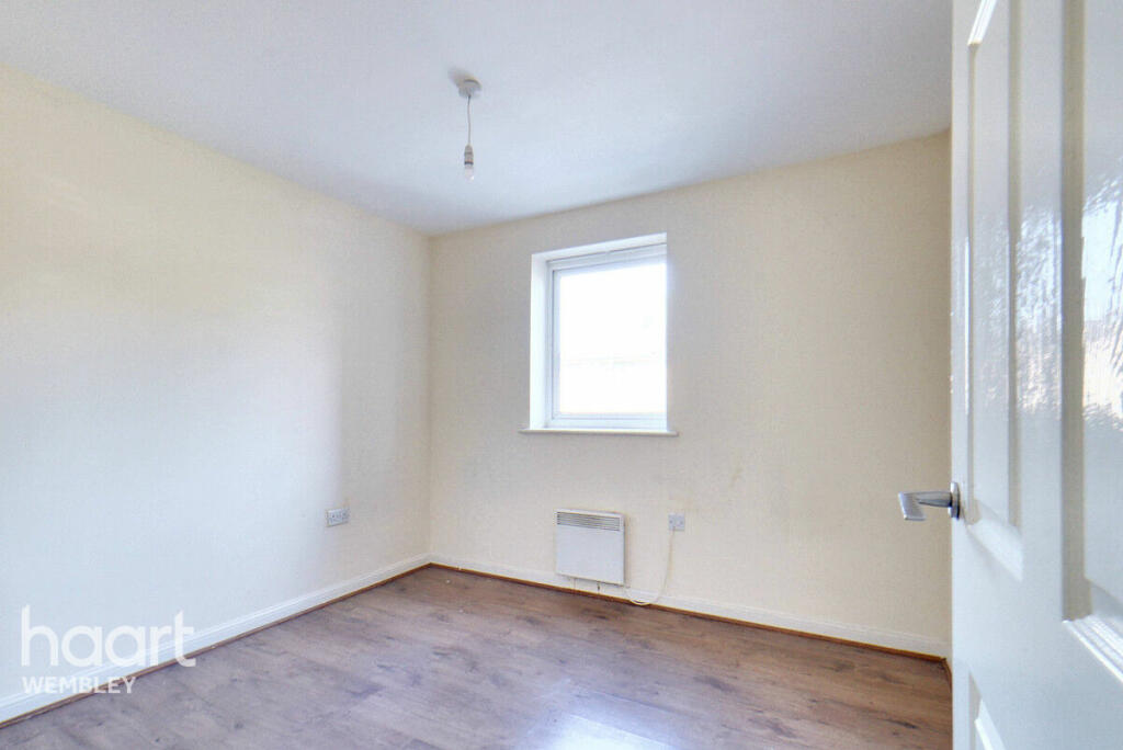 2-bed flat on Wembley Park, £320,000