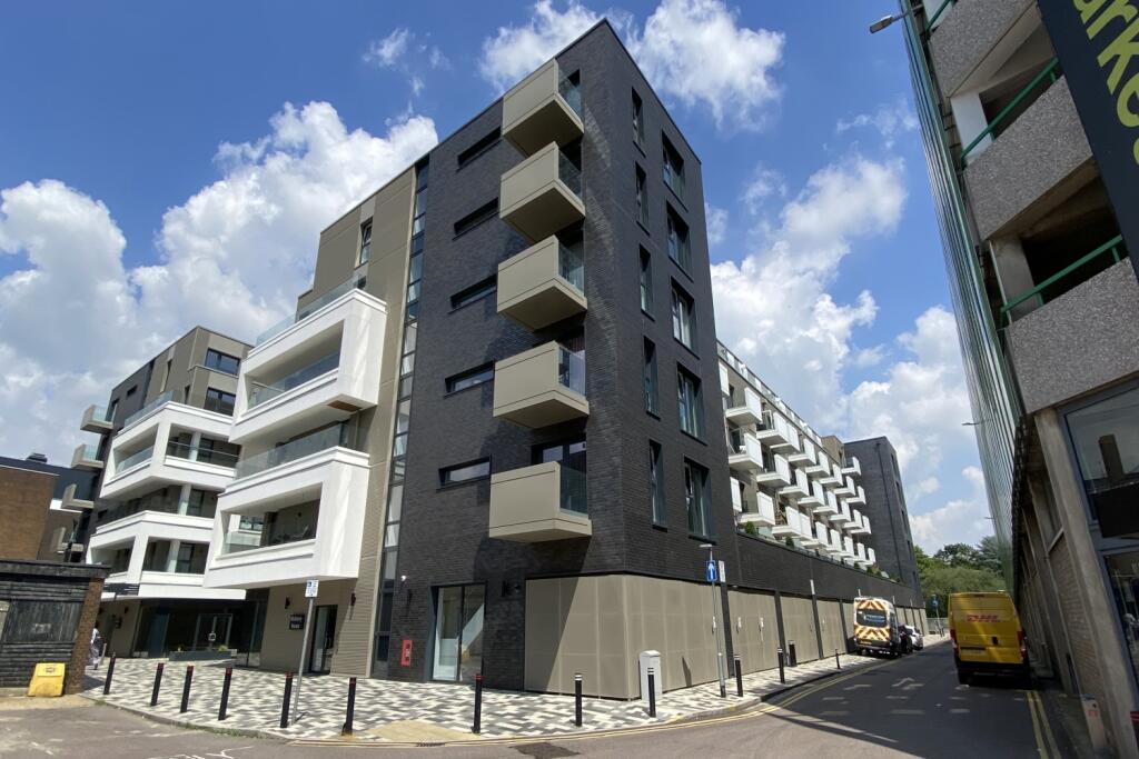 Main image of property: Mulberry House, Park Place, Stevenage, Hertfordshire, SG1