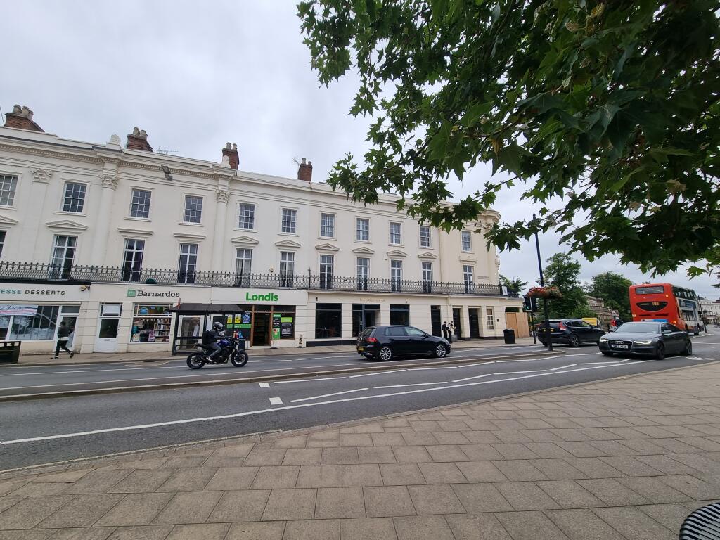 Main image of property: Flat 3, 4-6 Victoria Terrace