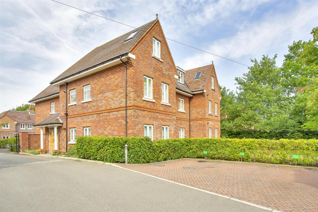 Main image of property: Hurley Close, Banstead