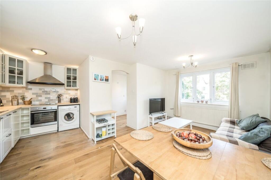 Apartment in London, Greenwich Town Centre, East Greenwich - View 2