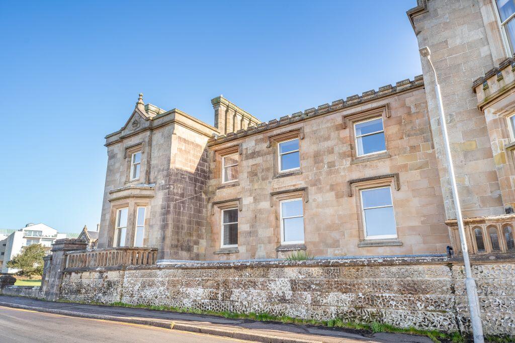 Main image of property: 16 Elderslie Gardens, Largs, KA30 8FD