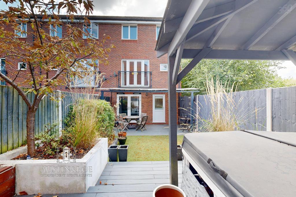 House in Stoke-on-Trent - View 2