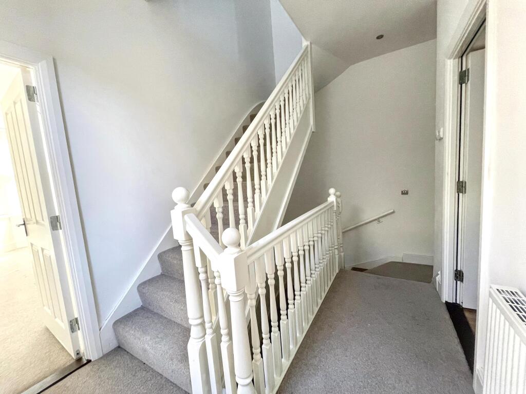 Apartment in Nottingham - View 5