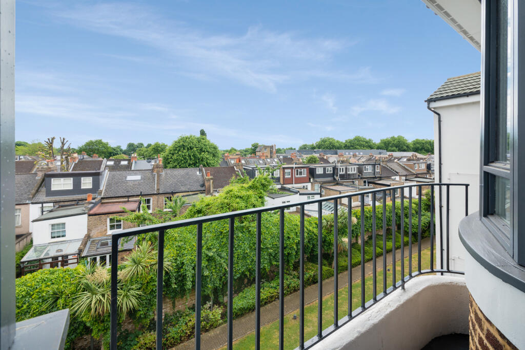 Main image of property: Kew Bridge Court, Brentford London W4