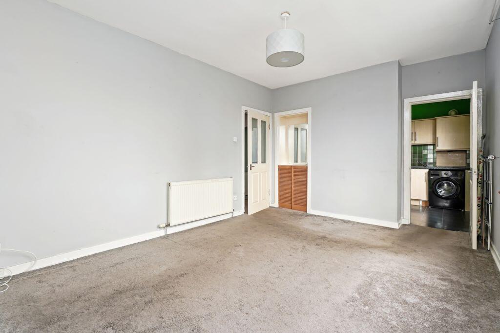 Apartment in Edinburgh - View 3