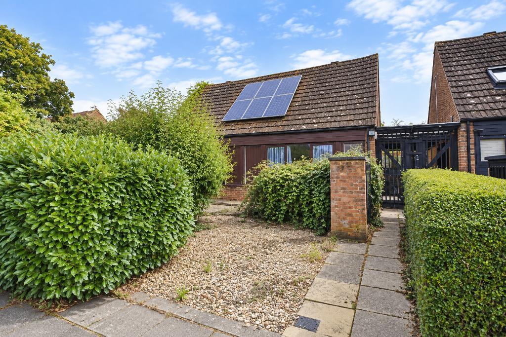 Main image of property: Butlers Grove, Great Linford, Milton Keynes, Buckinghamshire, MK14 5DT
