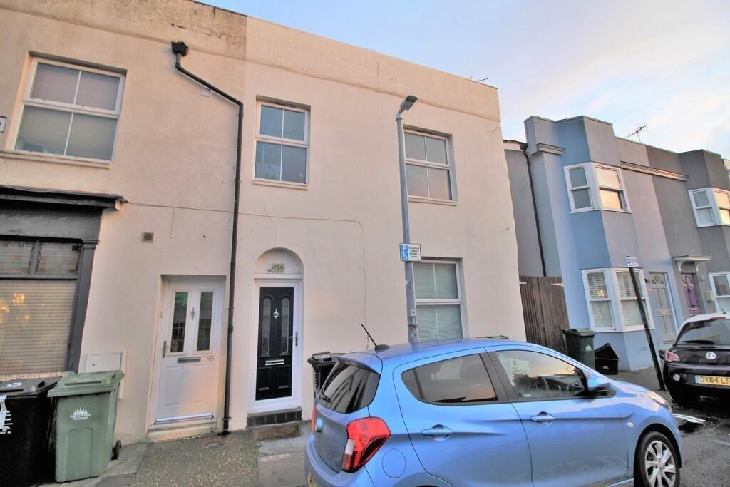 5-bed terraced on Elm Grove, Brighton, £450,000