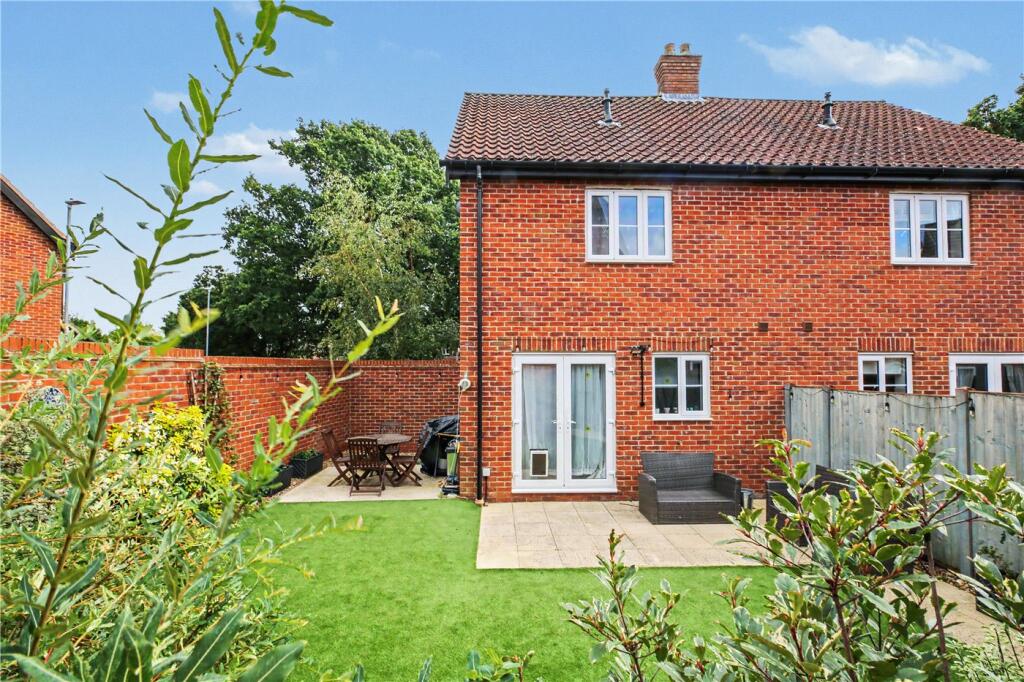 House in South Norfolk, Poringland - View 2