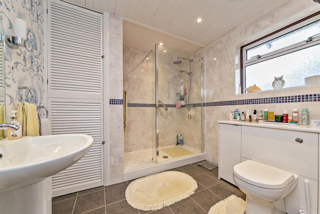 Additional image 11 of Mayflower Road, Park Street, St. Albans