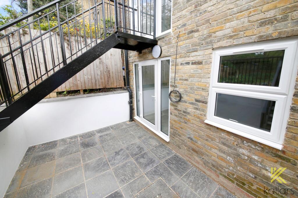 Apartment in London, New Cross - View 2
