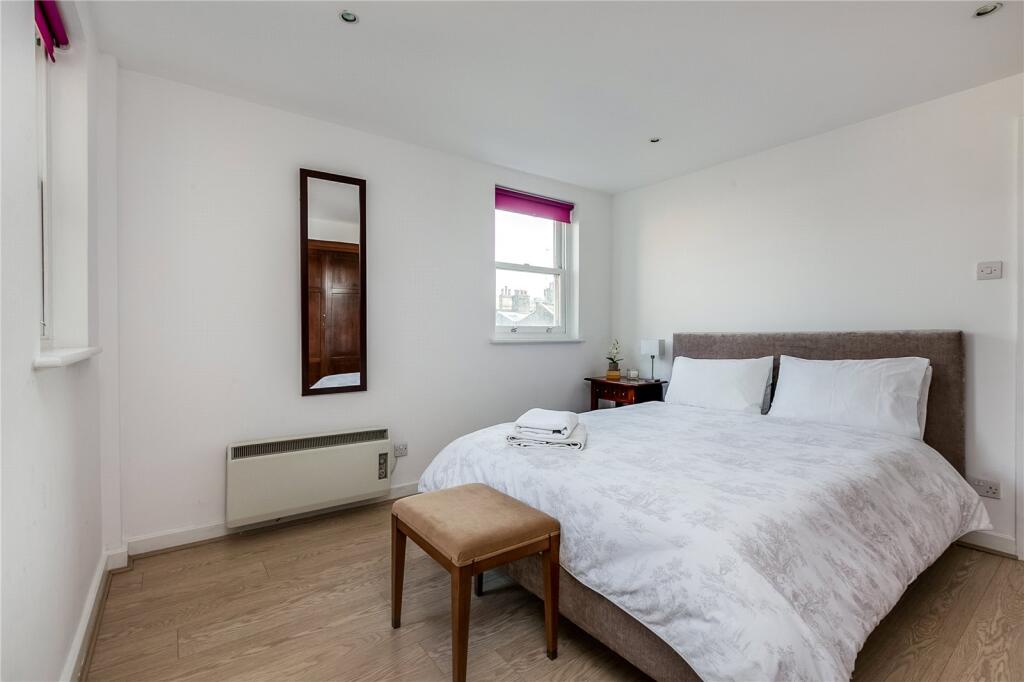 Apartment in London - View 3