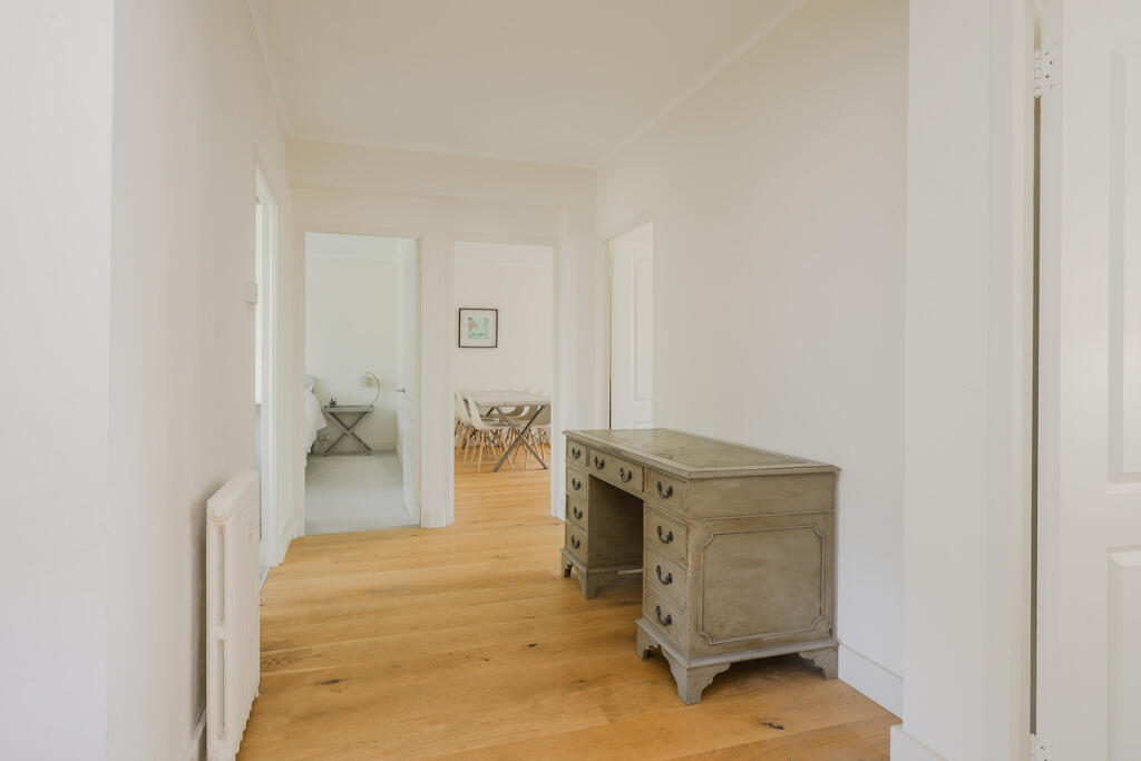Kingston Hill, Kingston Upon Thames, KT2 7 photo 2