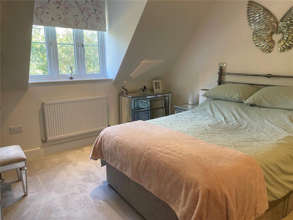House in East Grinstead, North End - More