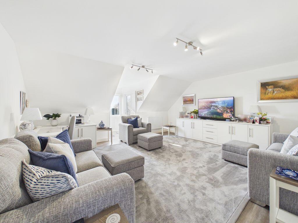 Centenary Way, Penzance - Stunning apartment photo 2