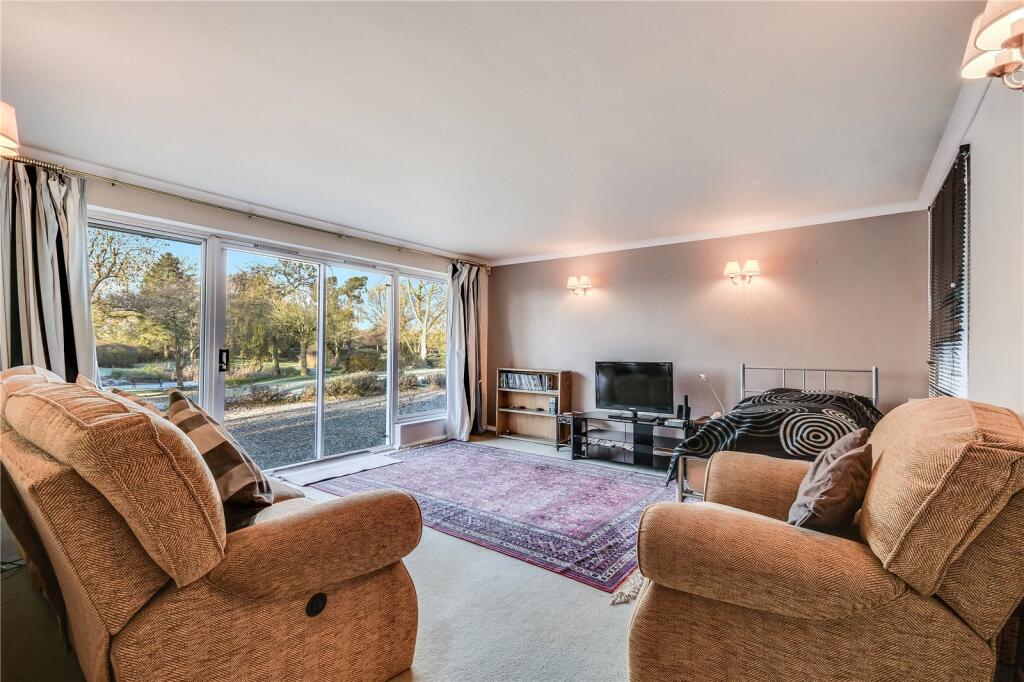 Blackmore Road, Fryerning, Ingatestone, Essex, CM4 photo 3