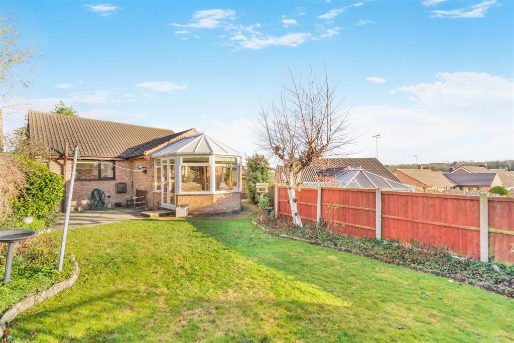 House in Mansfield, Nottinghamshire - View 3