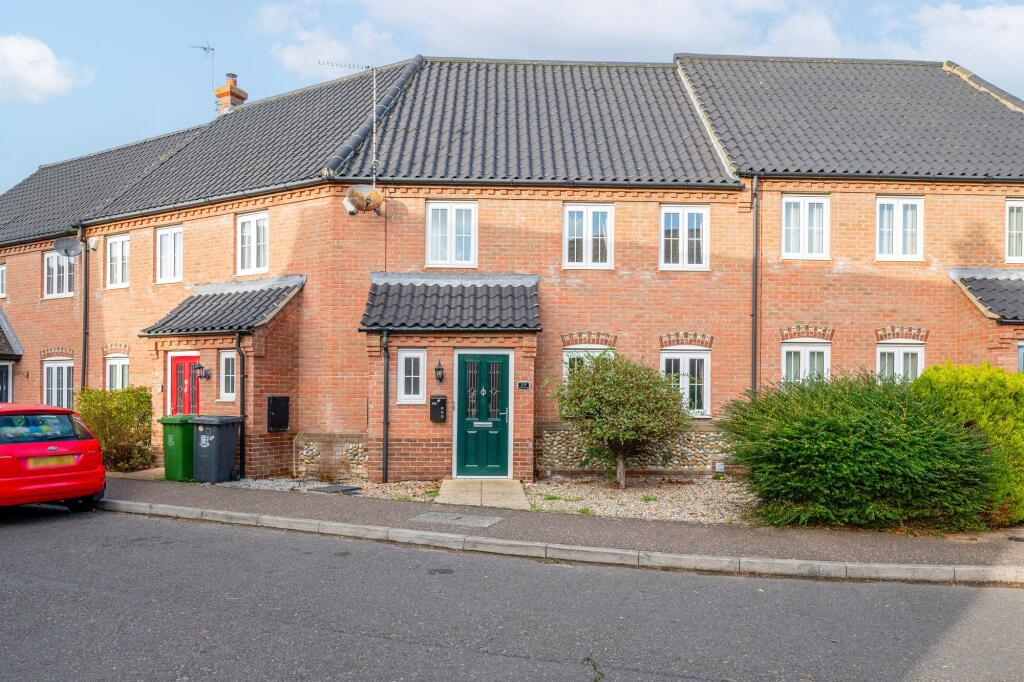 Main image of property: Stable Field Way, Hemsby