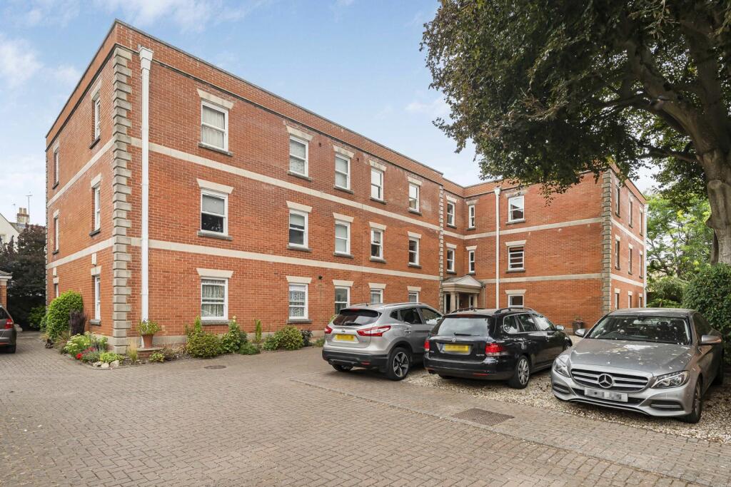 Main image of property: Carpenters Lane, Cirencester, Gloucestershire, GL7