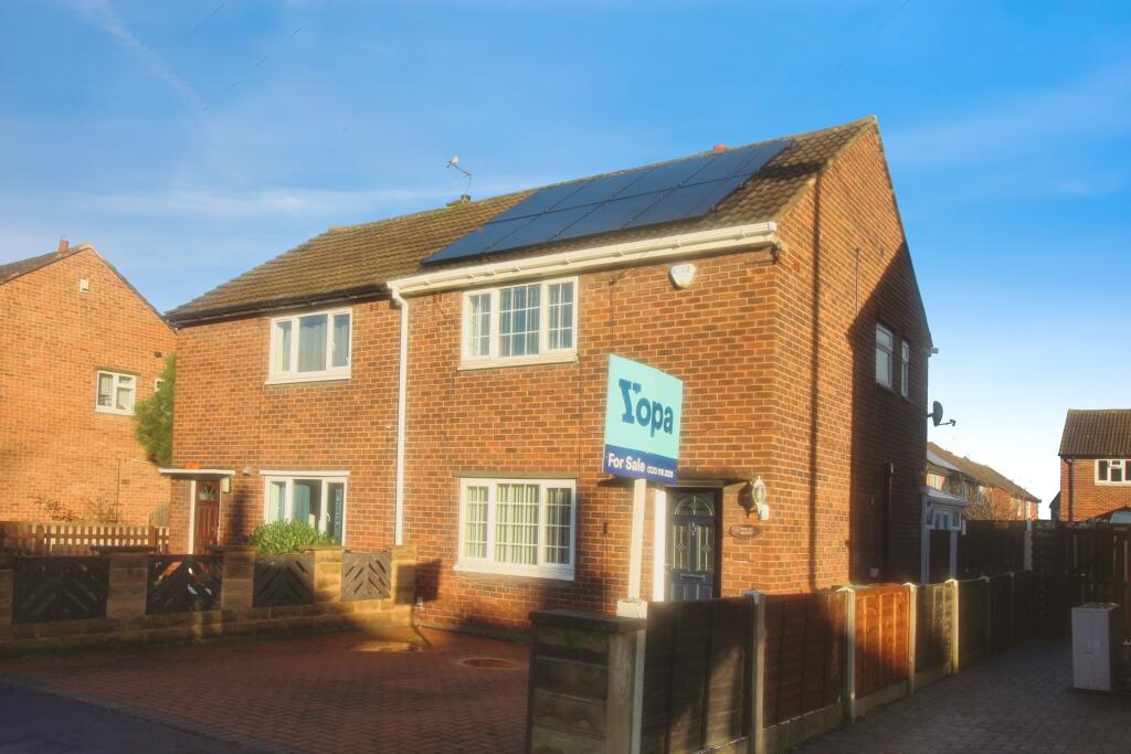2-bed semi-detached on Parkhill Crescent, Wakefield, WF1, £185,000