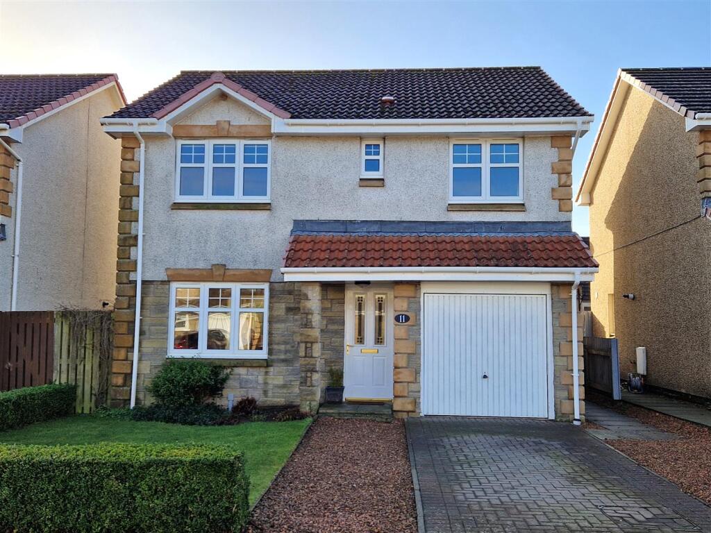 Main image of property: 11, Borthwick Place, Balmullo