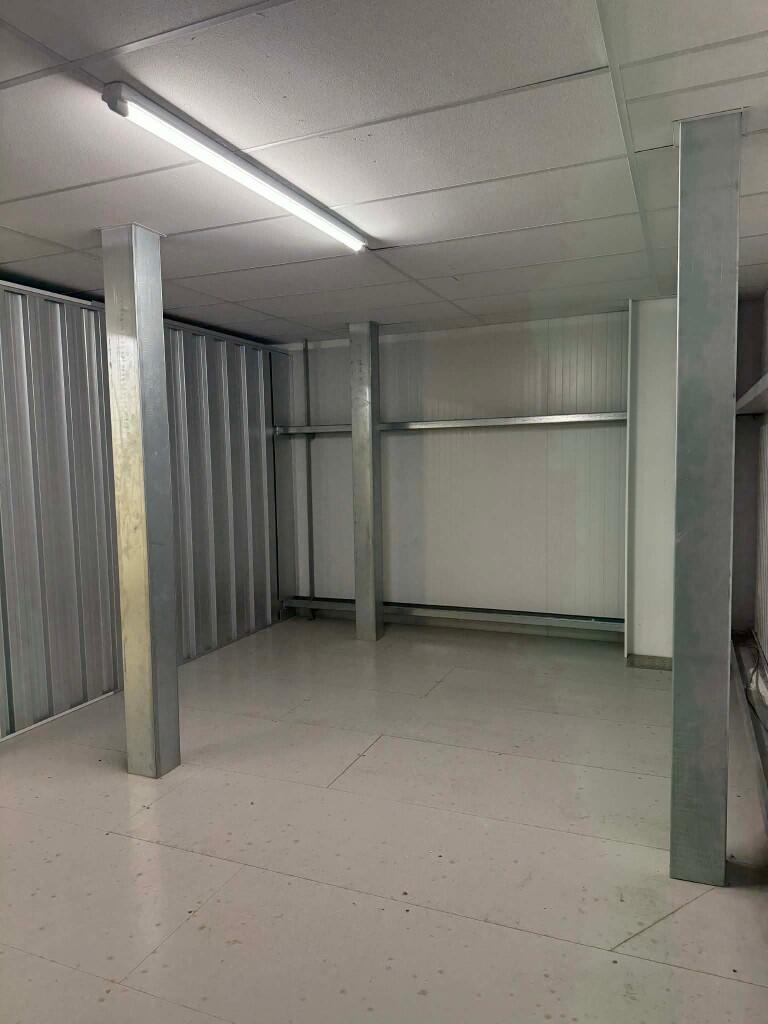 225sqft Unit
