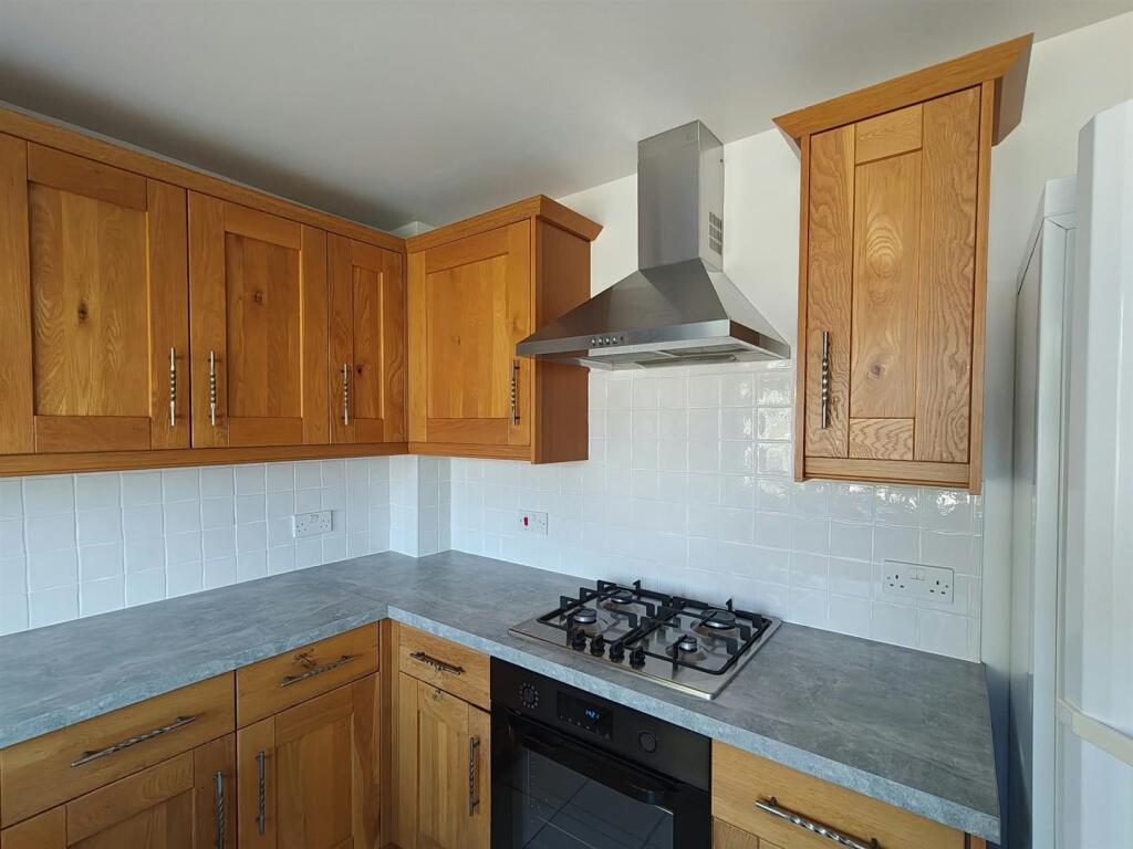 House in New Forest, Brockenhurst Village, Brockenhurst - View 5