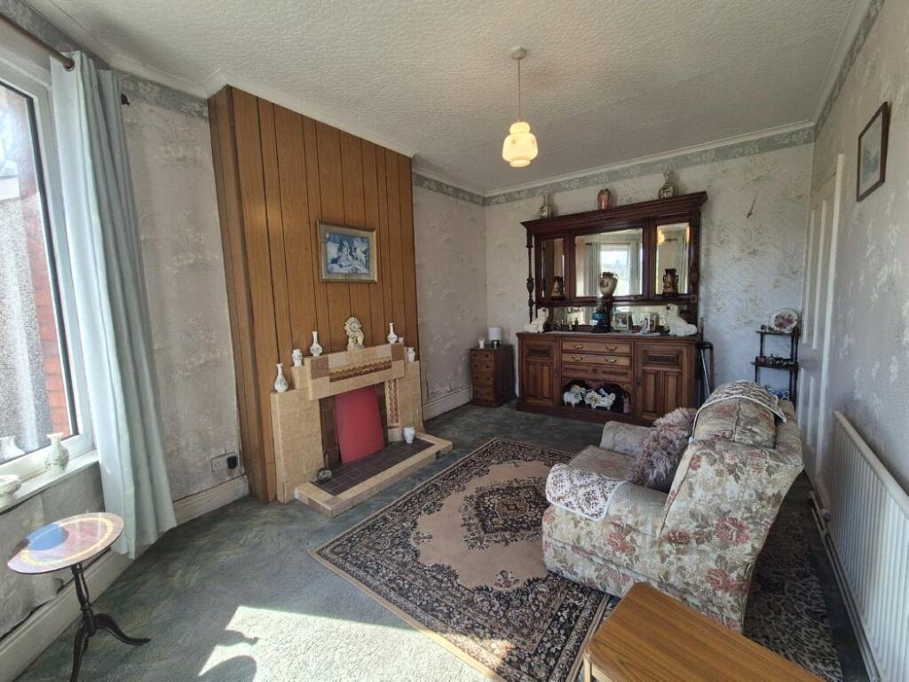 Apartment in Gaerwen, Llanfihangel Ysgeifiog - More