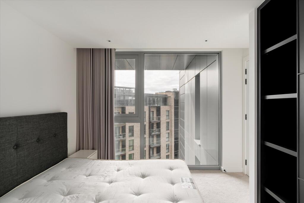 Apartment in London - View 4