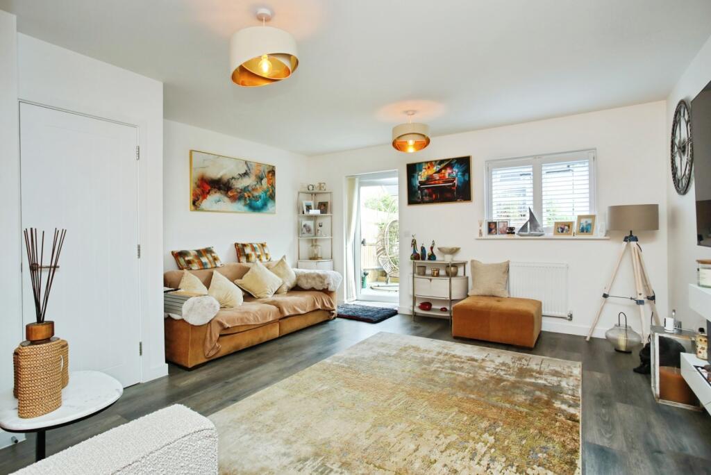 House in Tunbridge Wells, Cranbrook & Sissinghurst - View 3