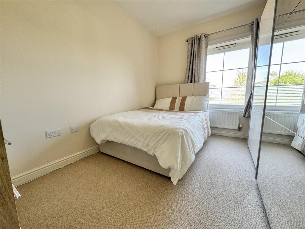 Apartment in Penrith - More