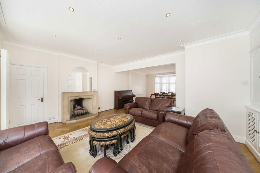 House in Harrow - More