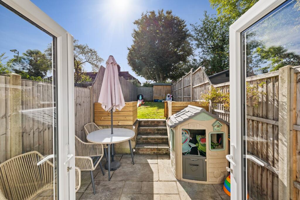 House in Burgess Hill, World's End - View 5