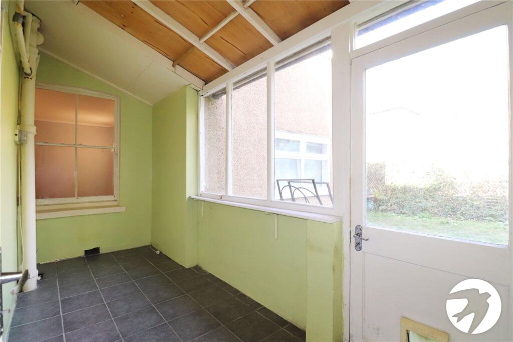 Apartment in Dartford - View 4