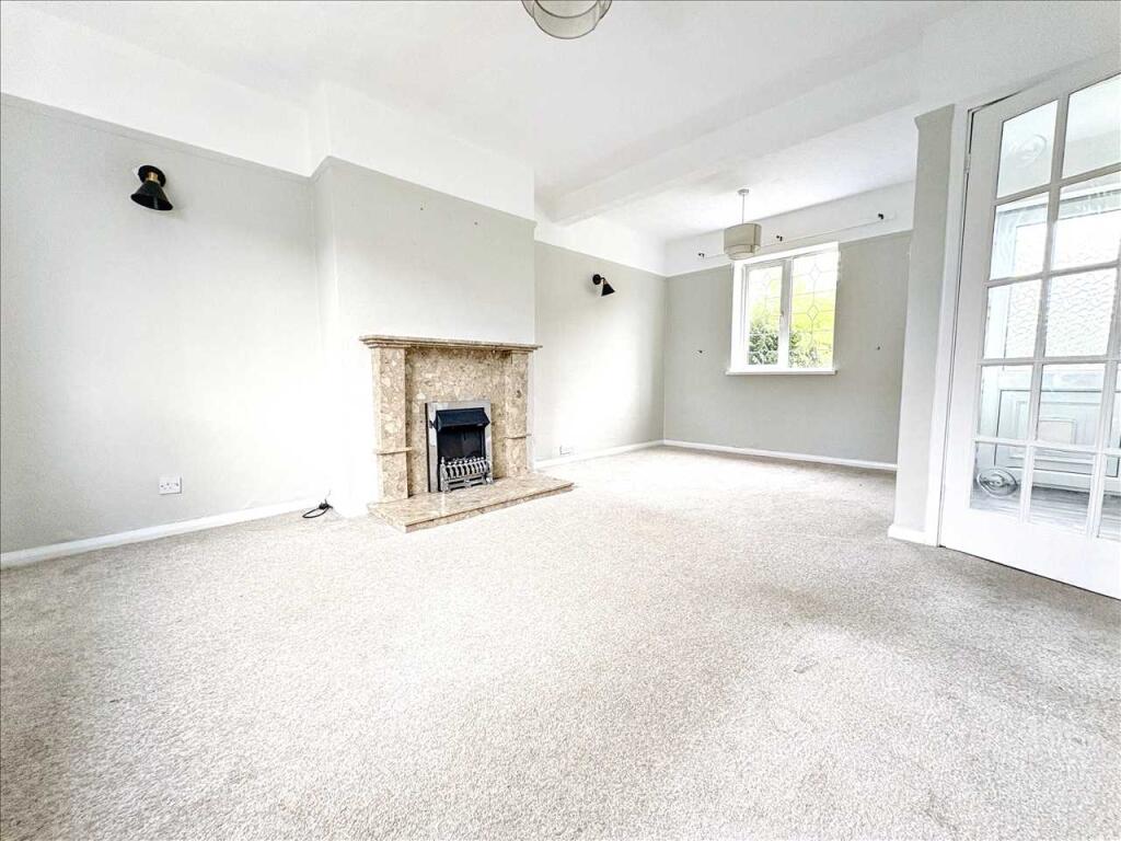 Lansbury Avenue, Sutton In Ashfield photo 2