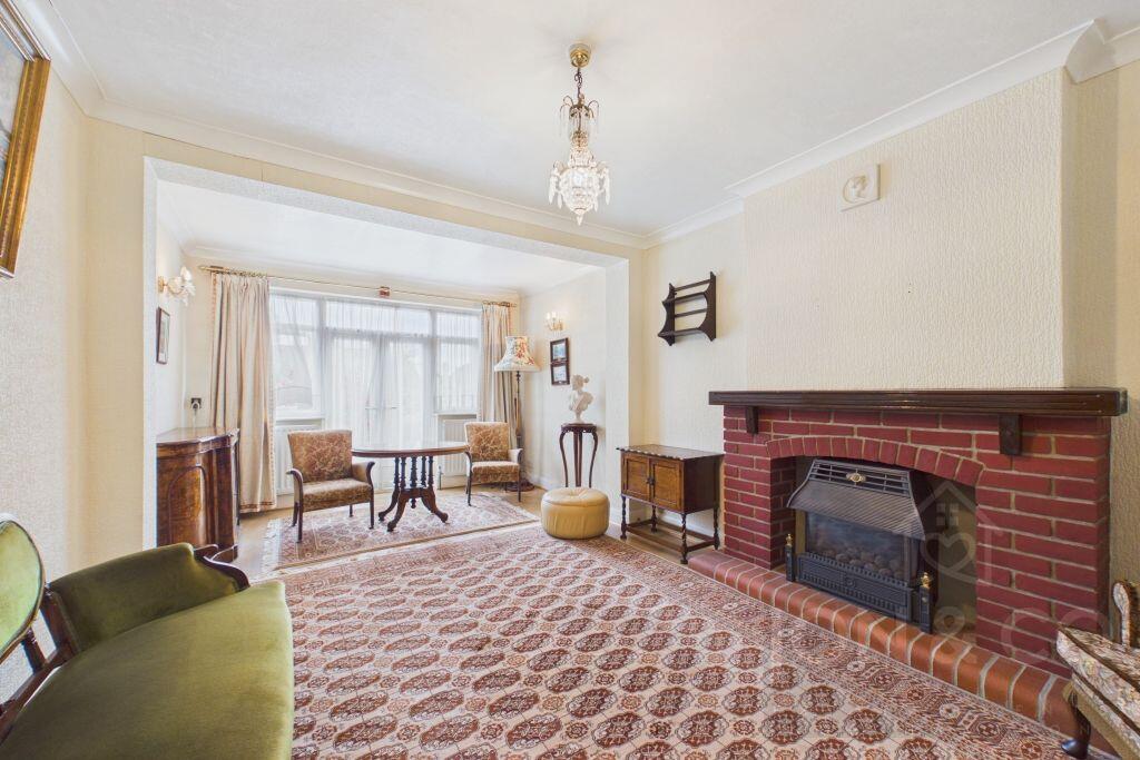 House in London - View 5