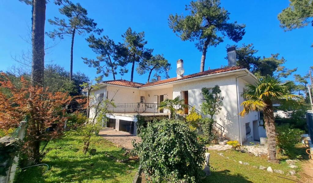 Main image of property: 17110 st-georges-de-didonne