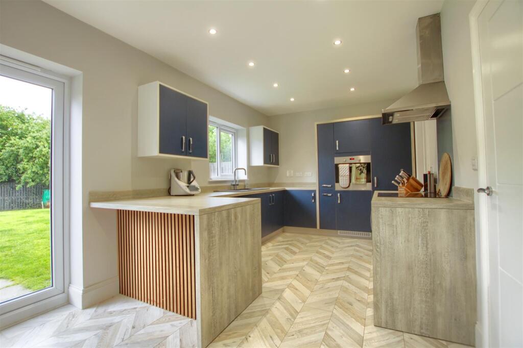 House in Middlesbrough - View 5