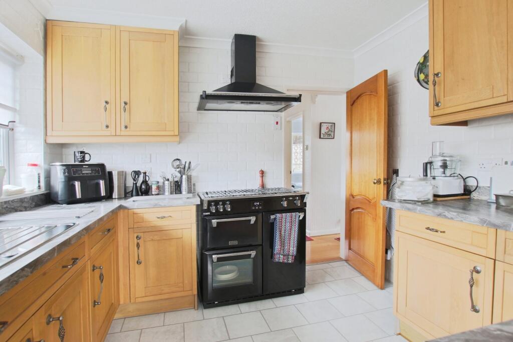 3, Melville Close, Keyingham, Hull, East Riding of Yorkshire, HU12 9SF photo 2