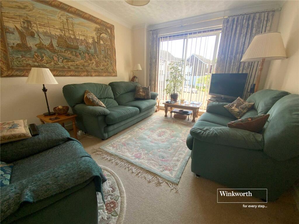 Anchor Close, Christchurch, Dorset, BH23 photo 2