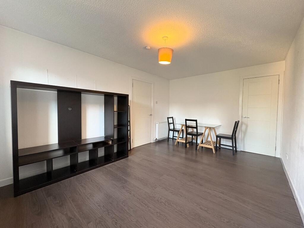 Apartment in Glasgow - More