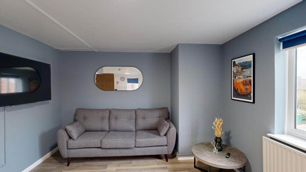 Apartment in Nottingham - View 2