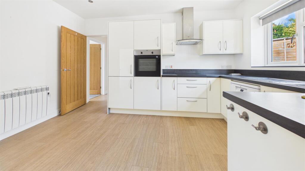House in Nottingham - View 4