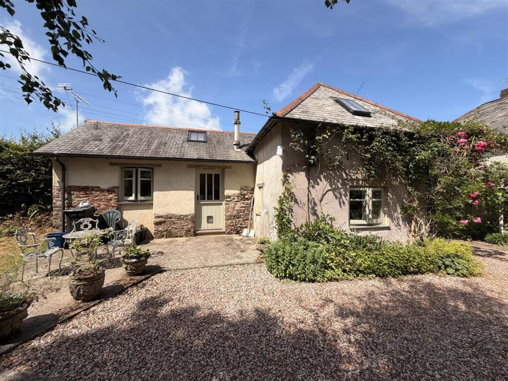 Main image of property: CHAWLEIGH