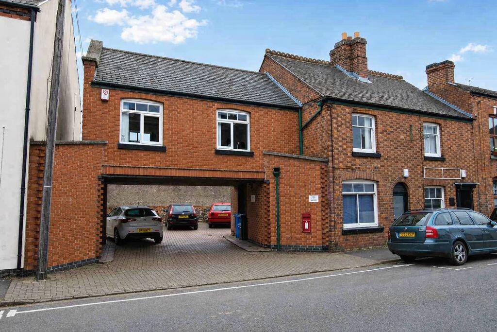 Main image of property: 73 High Street, Syston