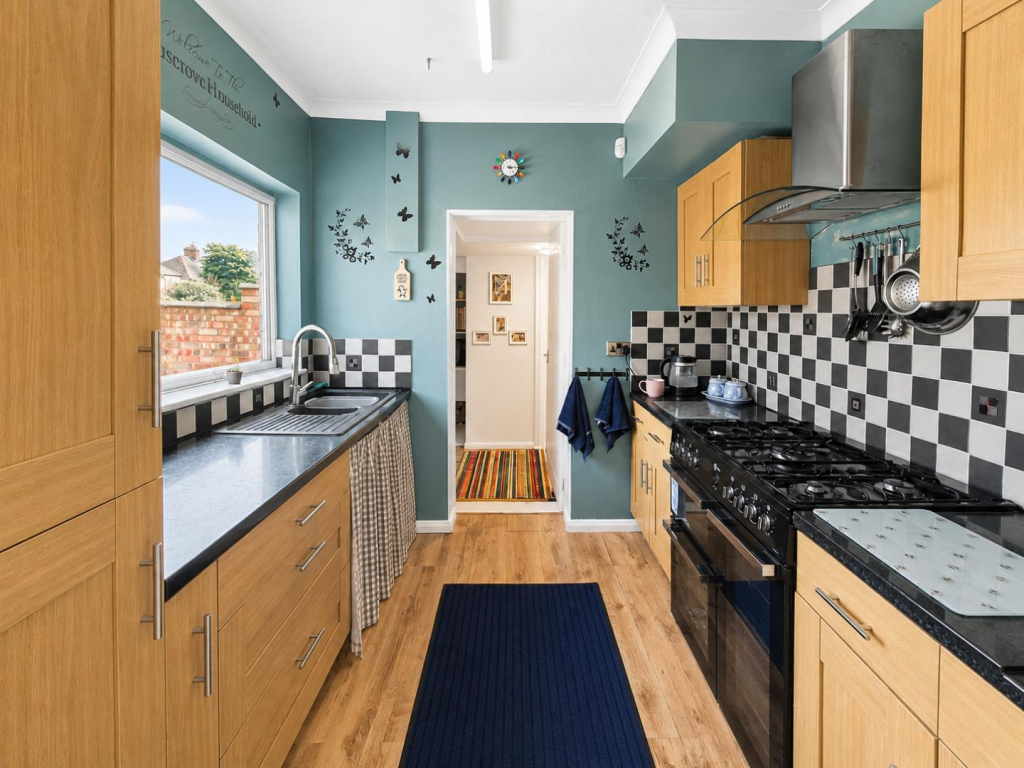 House in Northampton NN4, Far Cotton and Delapre - More
