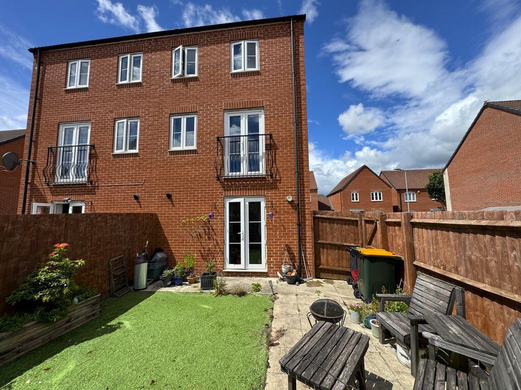 House in Newport, Lysaght Village, Liswerry - View 4