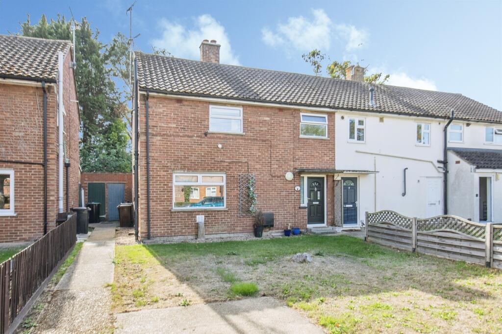 Main image of property: Pebmarsh Close, Colchester