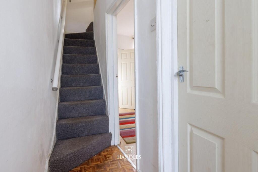 House in Warwick, Lillington, Royal Leamington Spa - View 4